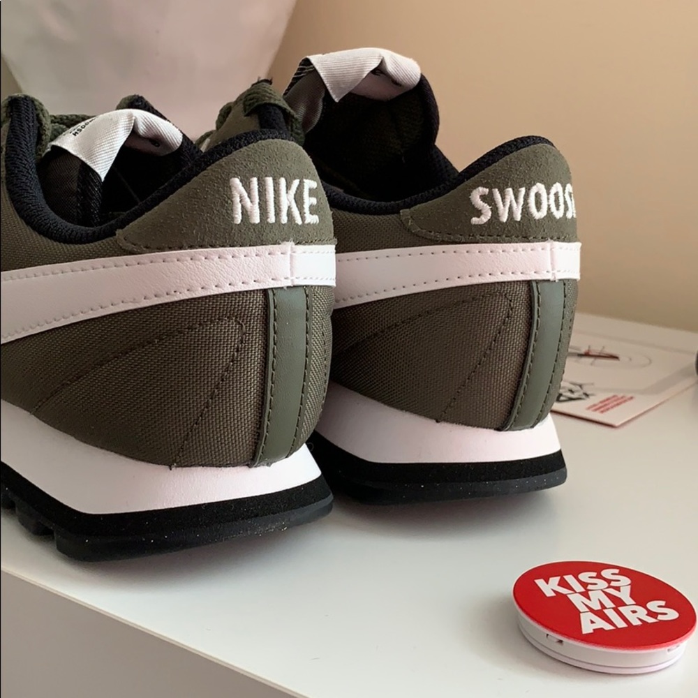 New  nike pre-love O.X. Sneakers shoes - Picture 6 of 8